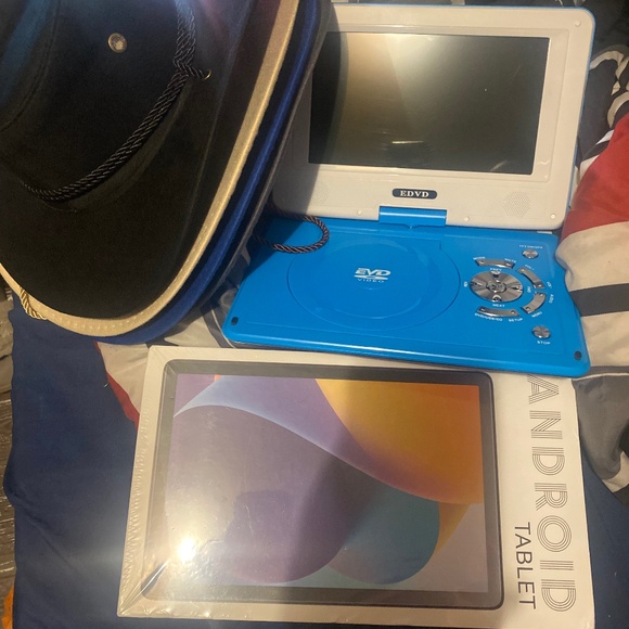 Hats not for sale but the dvd player and tablet are